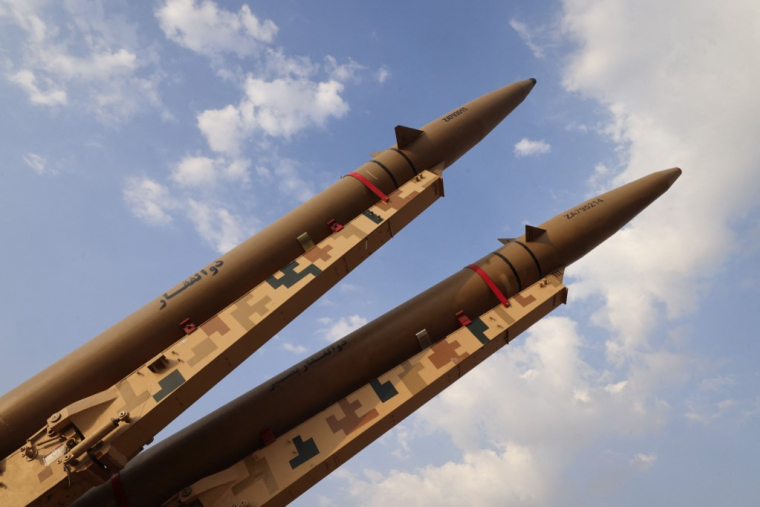 Des missiles Zolfaghar exposés à Téhéran, en août 2026 (illustration) ( AFP / ATTA KENARE )
