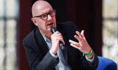 Rassemblement politique du parti Renaissance à Saint-Denis près de Paris