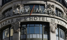 La façade du BHV Marais, dans le centre de Paris, le 5 octobre 2025  ( AFP / JOEL SAGET )