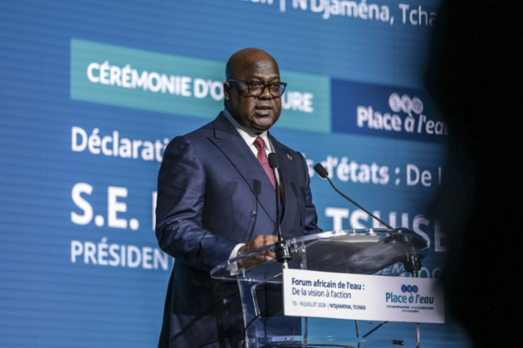 Le président de la RDC Félix Tshisekedi prononce un discours le 16 juillet 2026 à N'Djamena ( AFP / Daniel BELOUMOU OLOMO )