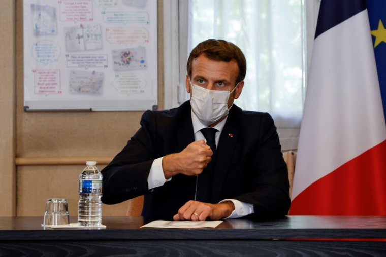 CORONAVIRUS: MACRON RÉUNIT DEUX CONSEILS DE DÉFENSE, DES SCÉNARIOS DE DURCISSEMENT À L'ÉTUDE