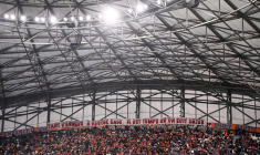 Une bagarre entre ultras éclate au Vélodrome en plein OM-Lille