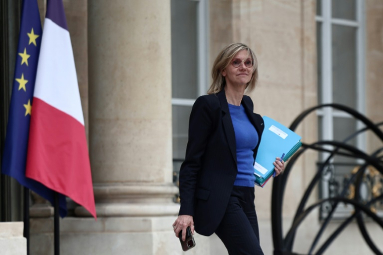 La ministre de la Transition écologique, Agnès Pannier-Runacher, à la sortie de l'Elysée, le 15 mai 2025 ( AFP / Thibaud MORITZ )