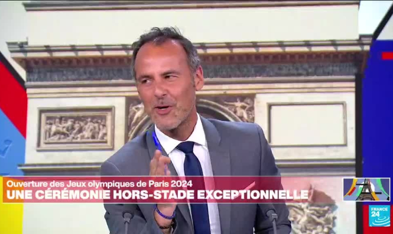 Cérémonie d'ouverture des JO : la pluie s'invite à la fête