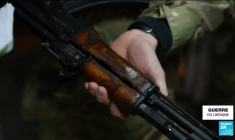 Guerre en Ukraine : au cœur d'un mouvement nationaliste qui combat l'armée russe