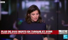 Séisme en Turquie : les secouristes à la recherche de survivants