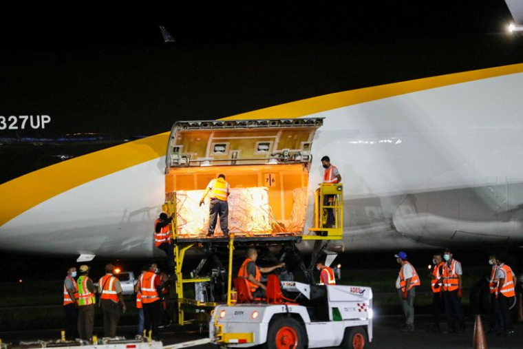 CORONAVIRUS: L'UE N'A FOURNI QU'UNE INFIME PARTIE DES VACCINS PROMIS AUX PAYS PAUVRES