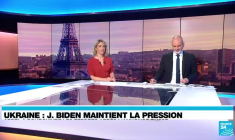 Ukraine : Joe Biden maintient la pression malgré l'annonce de retrait des troupes russes