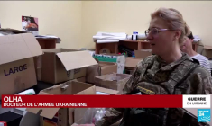 Guerre en Ukraine : les aumôniers militaires soignent le moral des troupes