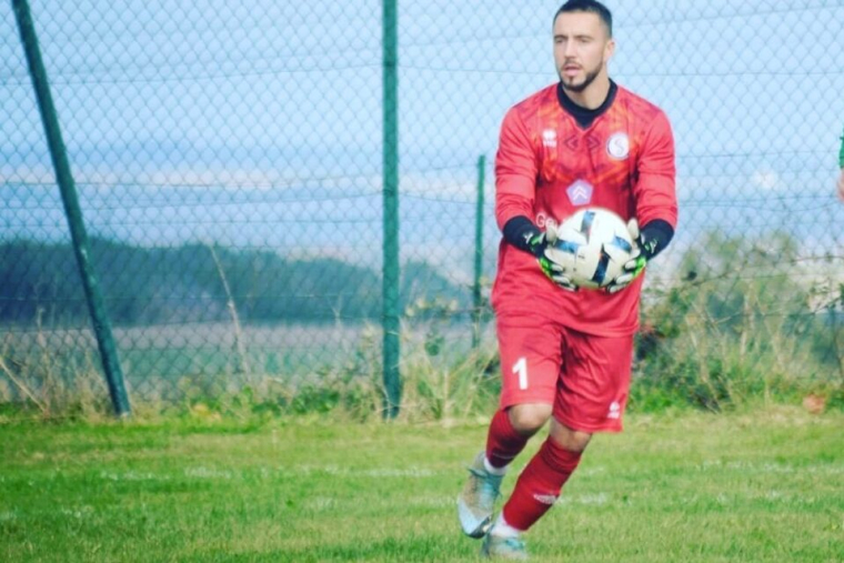 Un amateur sauve la vie d’un adversaire en plein match