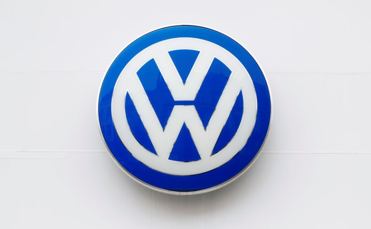 VOLKSWAGEN A DÉPOSÉ SON OFFRE POUR EUROPCAR AUPRÈS DE L'AMF