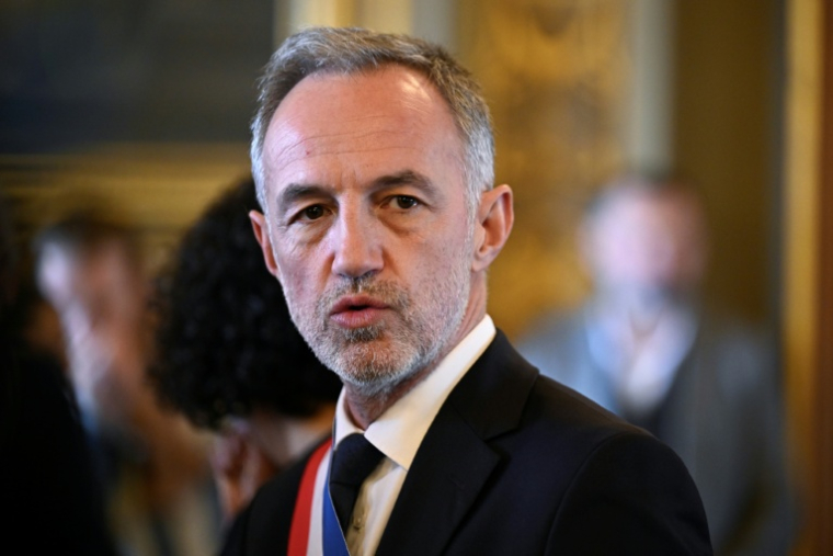 Le maire de Paris, Emmanuel Grégoire, le 29 mars 2026 à l'Hôtel de ville ( AFP / JULIEN DE ROSA )