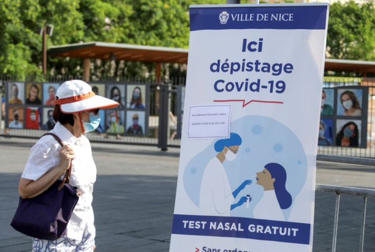 CORONAVIRUS: PLUS DE 6.000 PERSONNES HOSPITALISÉES EN FRANCE