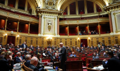 Vote sur le projet de loi de finances 2026 au Sénat français à Paris