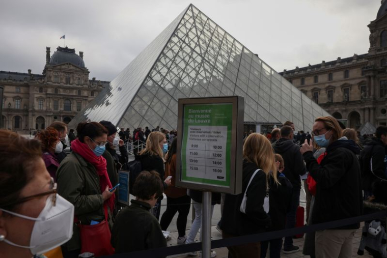 CORONAVIRUS: PLUS DE 20.000 CONTAMINATIONS EN 24 HEURES EN FRANCE