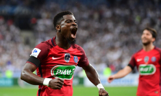Serge Aurier préfère « ne pas manger » plutôt que de signer à l’OM