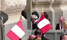 La présidente élue du Pérou, Keiko Fujimori, arrive au Congrès pour son investiture