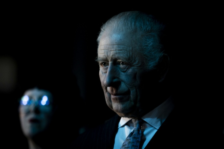 Le roi Charles III lors d'une visite dans des studios d'enregistrement à  Dagenham, près de Londres, le 18 février 2026 ( POOL / Aaron Chown )