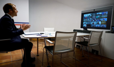 MACRON S'EST ENTRETENU AVEC SON HOMOLOGUE TUNISIEN KAÏS SAÏED