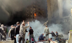 Destruction sur le site d'une frappe israélienne dans le centre de Beyrouth