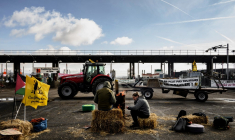 Le péage de Saint-Quentin-Fallavier, le 2 février 2024. ( AFP / JEFF PACHOUD )