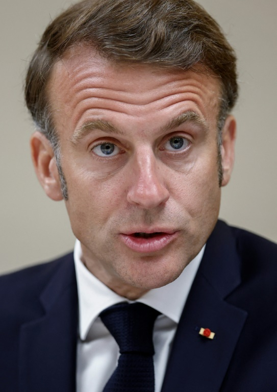 Le président français Emmanuel Macron participe à une réunion au palais de l'Elysée à Paris, le 22 juin 2025 ( POOL / Benoit Tessier )