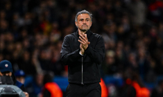 Pas la peine de le critiquer : Luis Enrique ne fait que son métier