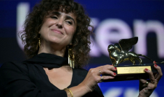 La réalisatrice danoise May El-Toukhy a remporté le Lion d'or au festival de cinéma de Venise, pour son film "Woman unknown", le 12 septembre 2026  ( AFP / Stefano Rellandini )