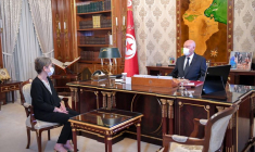 UN NOUVEAU GOUVERNEMENT FORMÉ EN TUNISIE