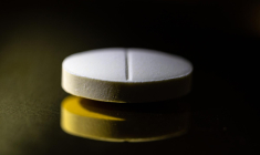 Les fluoroquinolones sont une famille d'antibiotiques destinée à guérir des infections bactériennes graves. ( AFP / FRED TANNEAU )