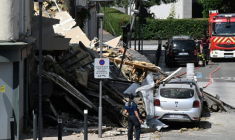 Un ancien hôtel désaffecté s'est effondré le 8 août 2025 en milieu de journée à Amiens pour des raisons encore inconnues ( AFP / Francois NASCIMBENI )