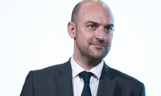 Le ministre des Affaires étrangères Jean-Noël Barrot à Tokyo le 31 mars 2026 ( AFP / Yuichi YAMAZAKI )