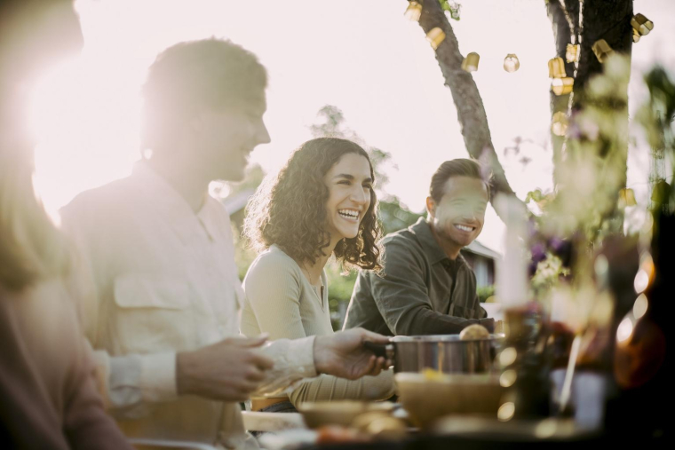 Acheter à plusieurs nécessite de bien encadrer juridiquement son investissement crédit photo : Getty Images