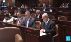 Dissolution du Parlement en Israël : cinquièmes élections législatives en en moins de quatre ans