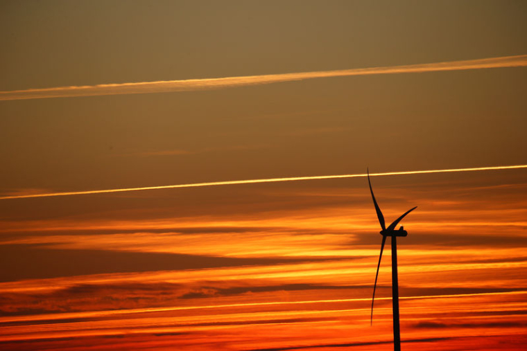 ACCORD AVEC EDF-CHINE DANS L'ÉOLIEN POUR UN MILLIARD D'EUROS, ANNONCE ELYSÉE