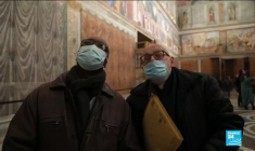 Covid-19 : l'Italie assouplit ses restrictions, le Chapelle Sixtine rouvre au public
