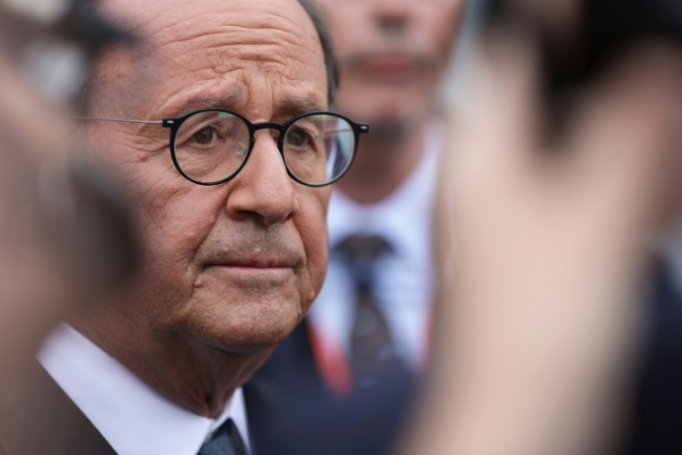 François Hollande à Sens dans l'Yonne le 29 août 2026 ( AFP / ROMEO BOETZLE )