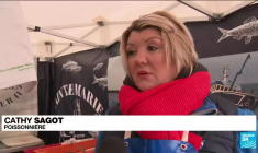 Crise de la pêche : les pêcheurs français obligés de rester à quai, faute d'autorisation venant de Londres