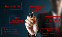 Prenez garde aux contrats d'assurance vie qui prélèvent trop de frais. (© Fotolia)