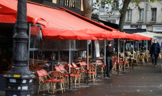 HÔTELLERIE/RESTAURATION: LE MAIRE MET LES ASSUREURS EN DEMEURE