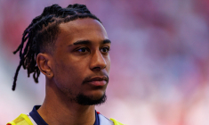 Le drôle de doigt d'honneur d'Olise à Musiala