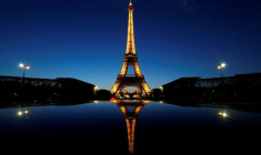 Photo d'archives de la Tour Eiffel