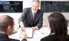 L'essentiel de ce qui est communément appelé «frais de notaire» correspond en fait à des taxes. (© Adobestock)