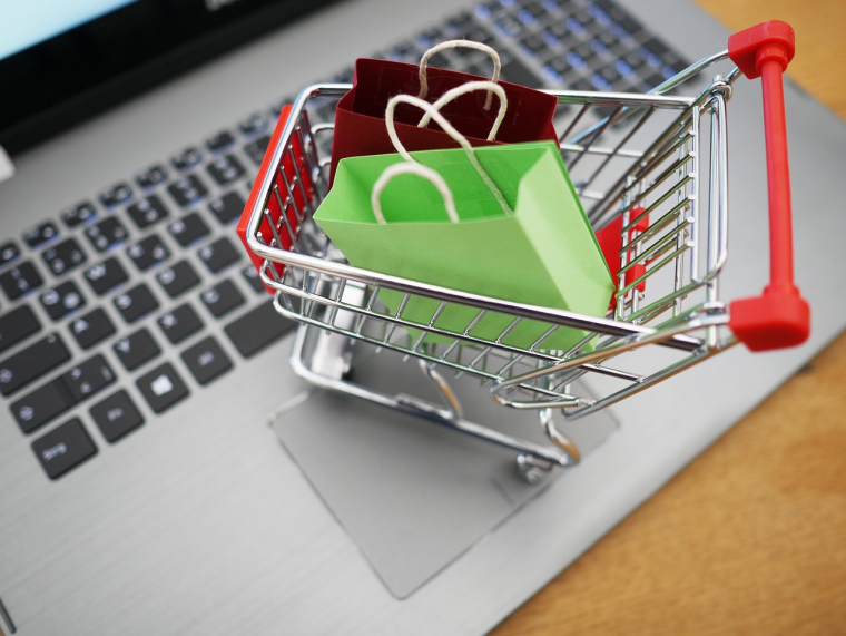 Ce mode d’achat est présenté comme vertueux pour les entreprises et pour les consommateurs, avec des réductions pouvant aller jusqu’à 30 %. Illustration.  (Preis_King / Pixabay)