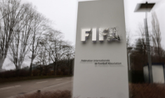 «La Coupe du monde est un événement trop gros pour être reporté» estime la FIFA