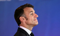 Le président Emmanuel Macron le 24 avril 2026 à Nicosie pour un sommet européen ( AFP / NICOLAS TUCAT )