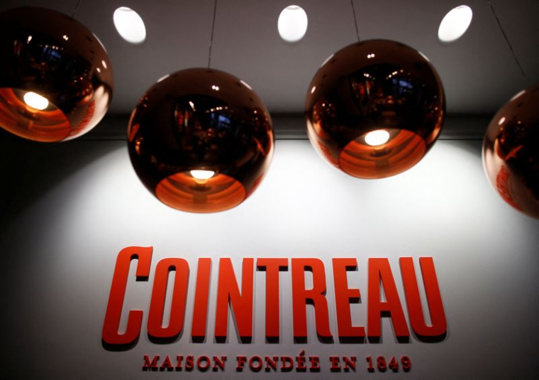 RÉMY COINTREAU CONFIANT SUR LA DEMANDE POUR SES SPIRITUEUX HAUT DE GAMME