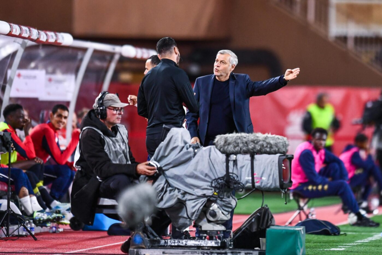 Bruno Genesio propose une autre solution face aux chants homophobes