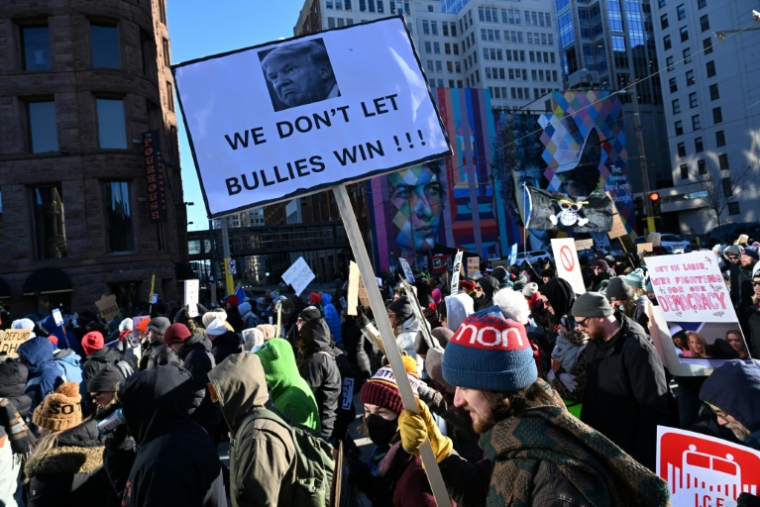 Manifestation contre la police de l'immigration (ICE) à Minneapolis, le 30 janvier 2026 dans le Minnesota ( AFP / ROBERTO SCHMIDT )