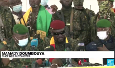 Guinée : le chef putschiste Mamady Doumbouya promet un gouvernement "d'union"